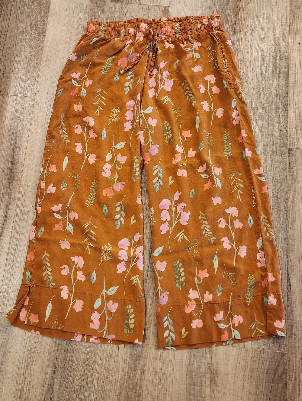 Uncommon Goods Floral Wide Leg Pants L/XL Lyocell Elastic Waist Boho Sweet Pea